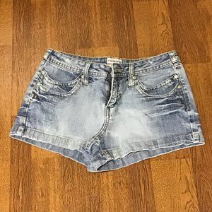(Smoke Free) No Boundaries Jean Shorts